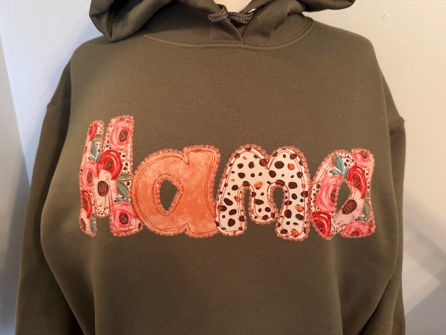 MAMA floral/dot applique hoodie